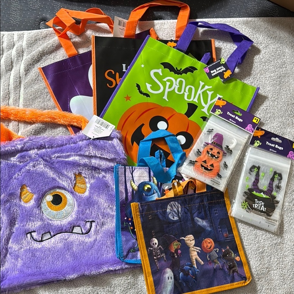 Halloween Trick-or-Treat Bag Set